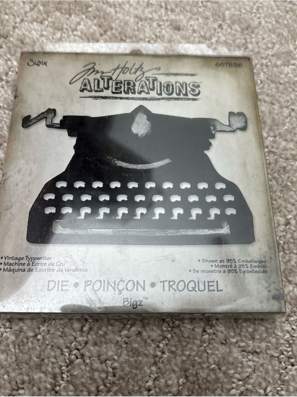 SIZZIX Bigz Die Retro Type Typewriter by Tim Holtz Alterations Scrapbook 657836
